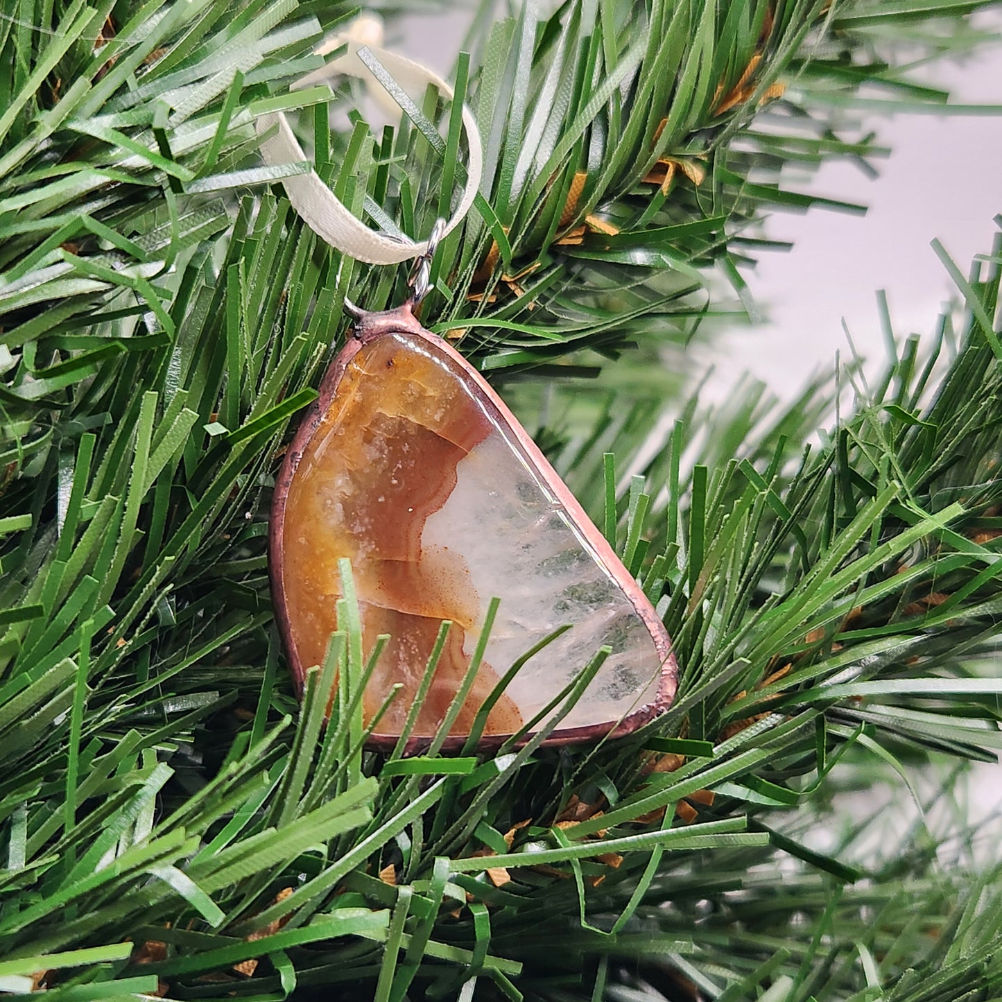 Kentucky Agate Ornament