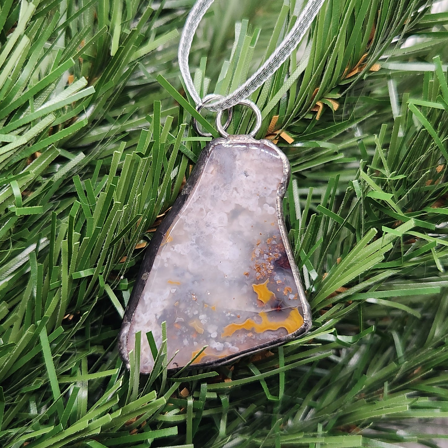 Kentucky Agate Ornament