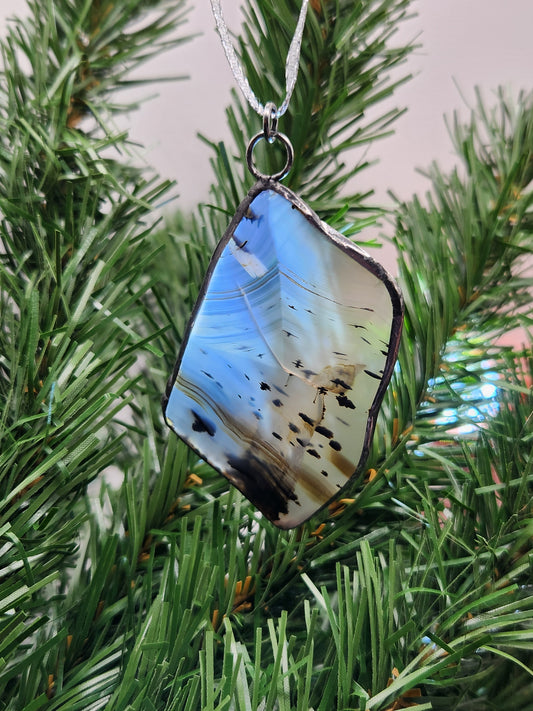 Montana Iris Agate Ornament