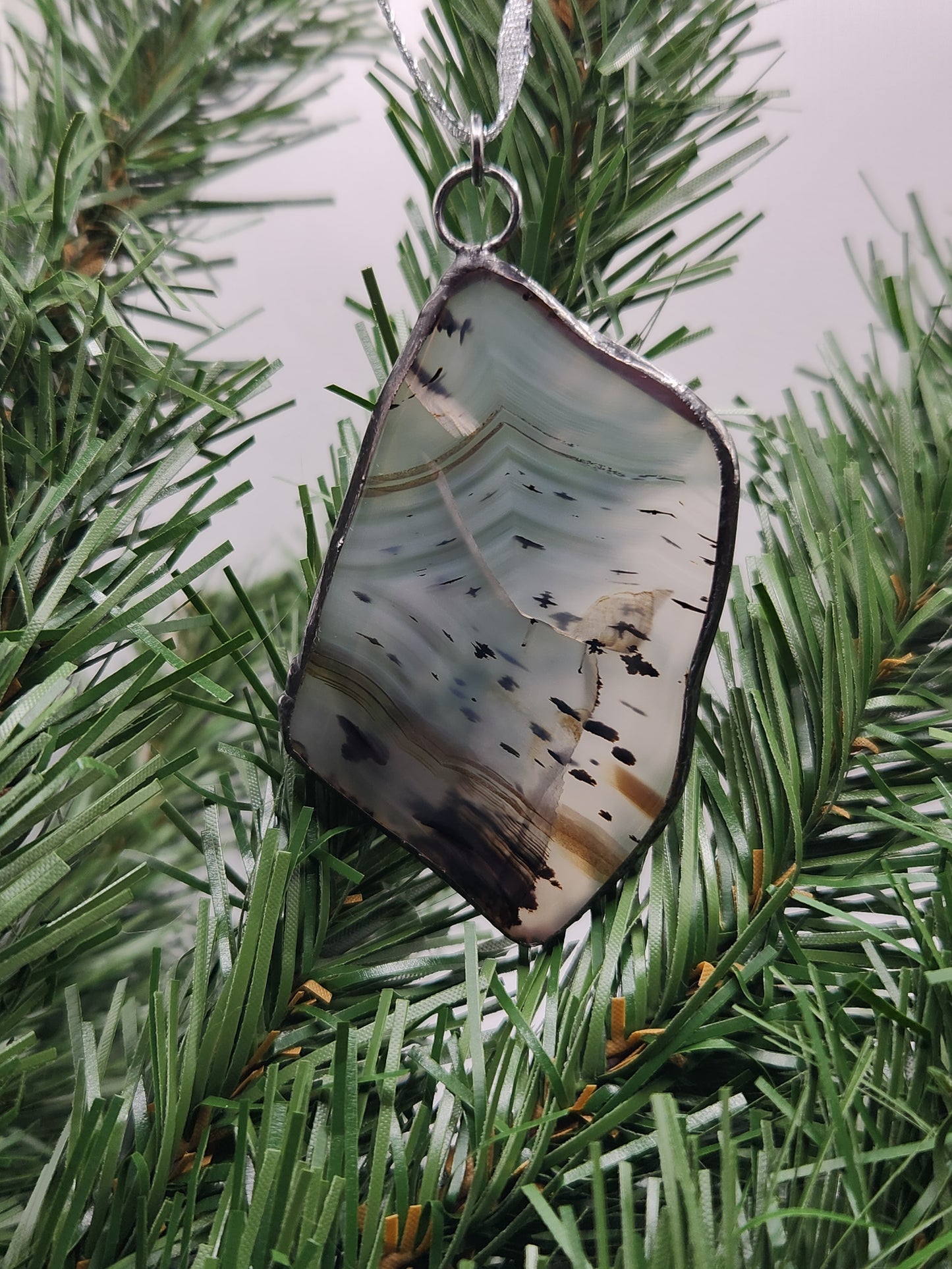 Montana Iris Agate Ornament