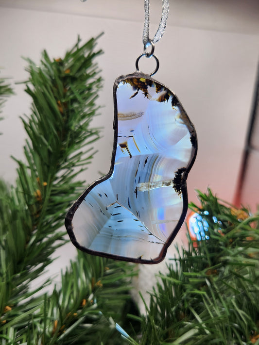 Montana Iris Agate Ornament