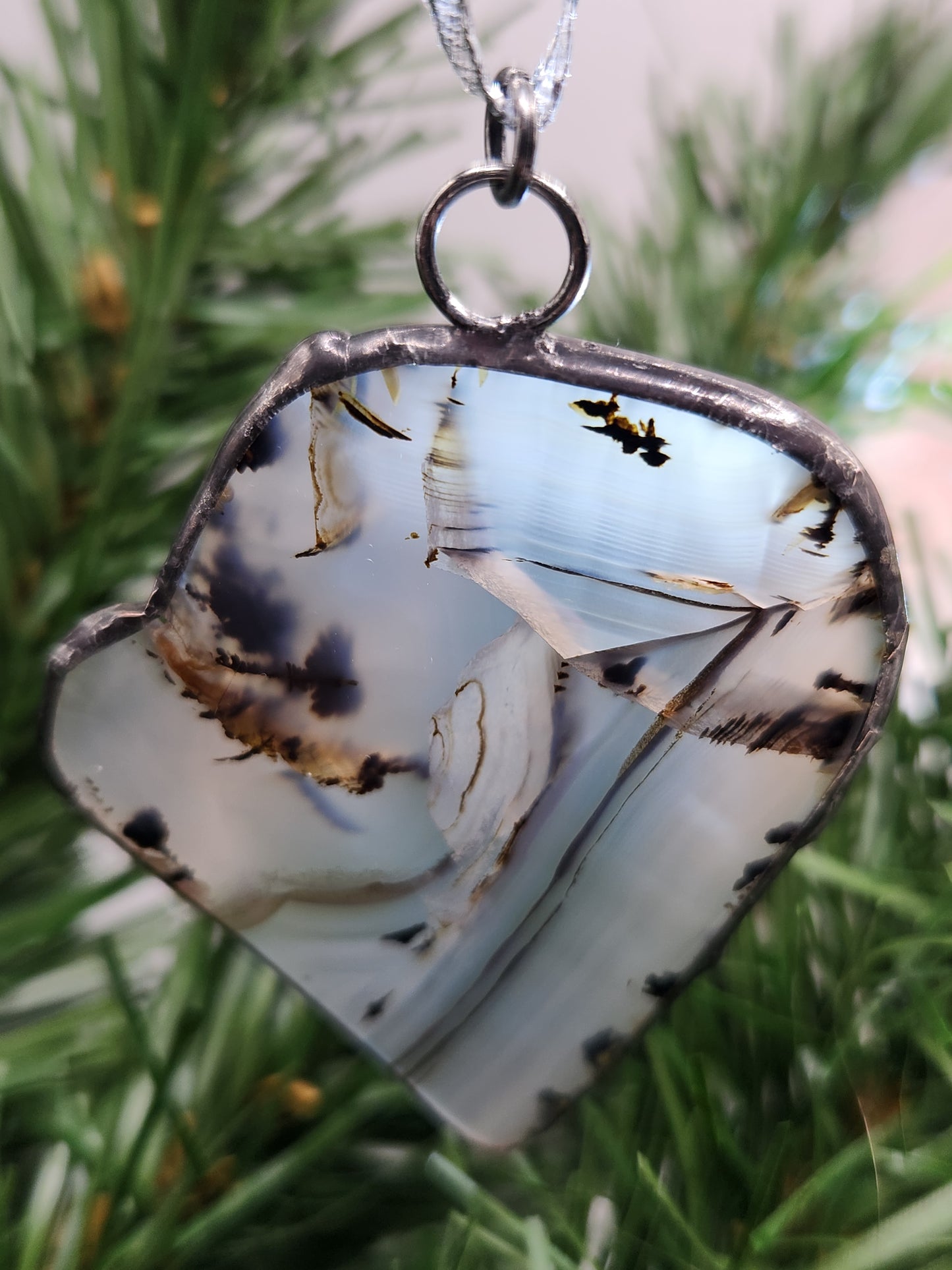 Montana Iris Agate Ornament